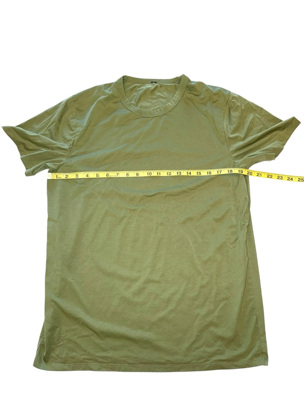 Lululemon Men’s Fundamental T-Shirt Olive Green Short Sleeve Crewneck Size L - Picture 3 of 4